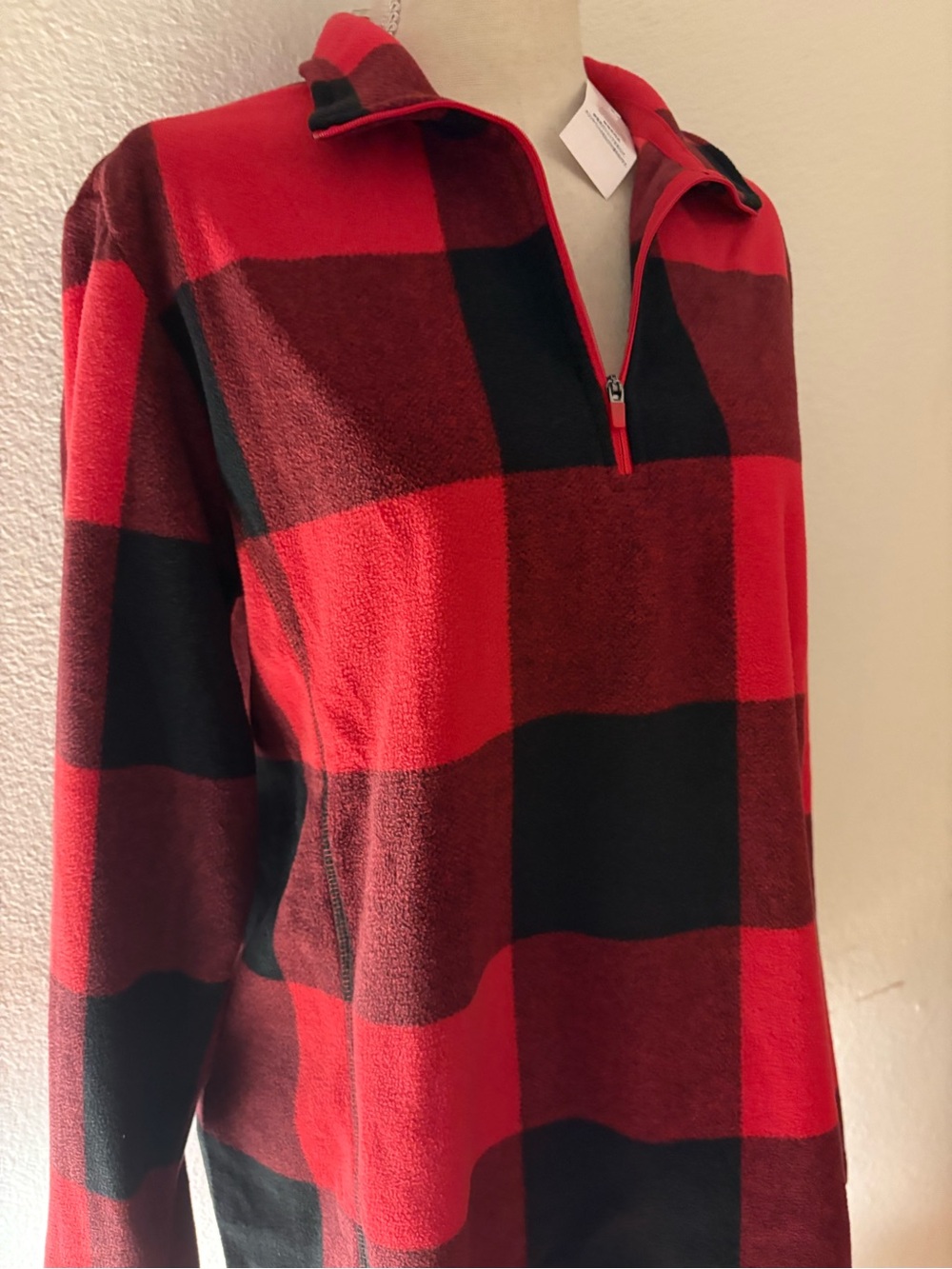Lands' End Men's Red and Black Buffalo Plaid Quarter-Zip Sweater - Picture 5 of 11